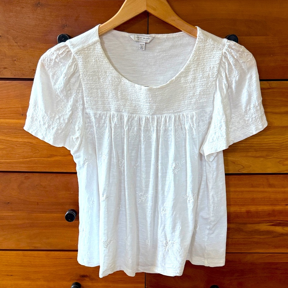 Lucky Brand Off White Blouse with Textured Detail Size XS